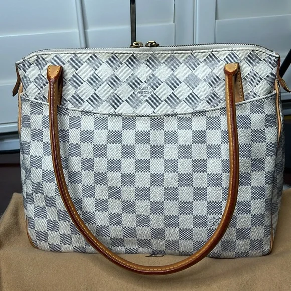 Louis Vuitton - Louis Vuitton Figheri PM Shoulder Bag Pre-Loved Great Condition - Picture 6 of 17